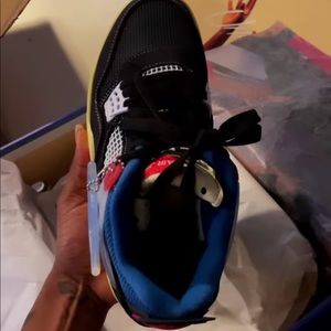 Meet your Posher, Elio